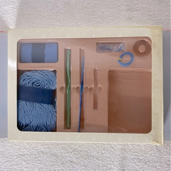 Vintage Readers Digest Complete Crochet  Kit - Picture 3 of 10